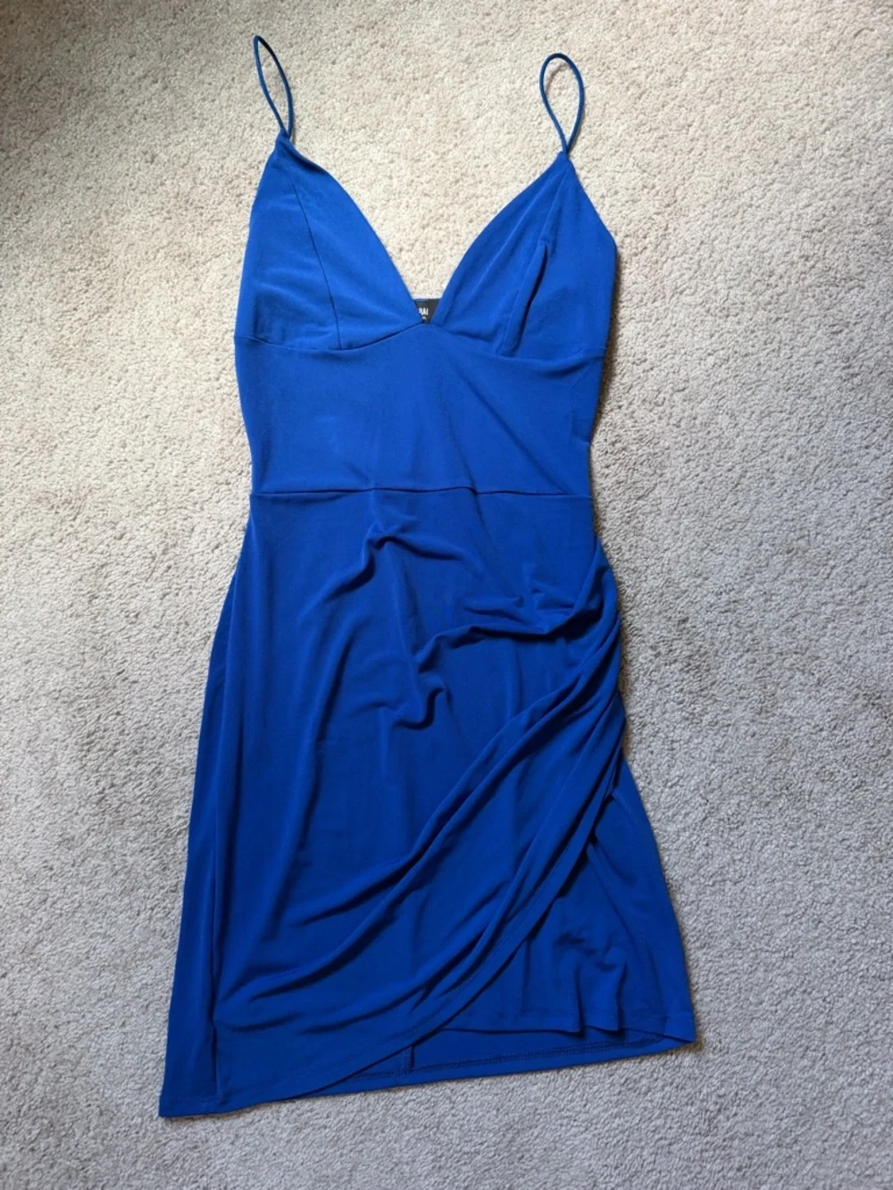 Dress - Picture 2 of 3